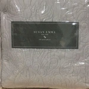 Susan Emma full/queen quilt set